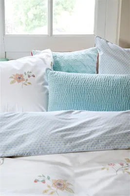 Produktbild von Pip Studio Bettwäsche-Garnitur Blossom Chique Farbe Weiss Größe 135x200+80x80