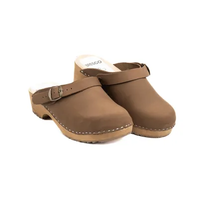 Immagine prodotto di Sandali in legno da donna, in pelle scamosciata marrone, con suola in legno chiaro – Comode ciabatte in legno con cinturino regolabile, taglia 37