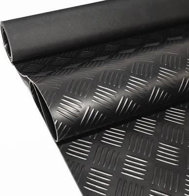 Productafbeelding van Rubberen antislipmat, beschermmat, noppenmat, 300 x 100 cm, 3 mm dik, zwart