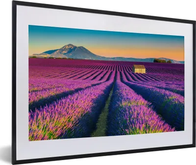 Produktbild von MuchoWow® Gerahmtes Poster Lavendel - Berg - Blumen 60x40 cm - Poster mit Schwarzem Bilderrahmen Wandposter Rahmen Foto Bilder - Schlafzimmer - Plakat in Rahmen - Drucken