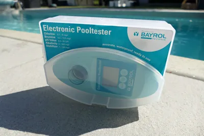 Produktbild von BAYROL Elektroniczny tester basenowy - Cyfrowy tester wody do basenu i jacuzzi - Mierzy 6 parametrów wody