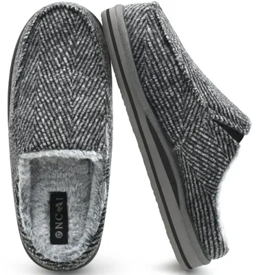 Productafbeelding van Huisschoenen pantoffels - Heren - Pluche - Memory foam - Antislip zool - Maat 40 tot 50