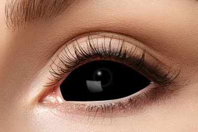 Obrázek produktu pro Kontaktní čočky černé vhodné pro světlé i tmavé oči Eyecatcher