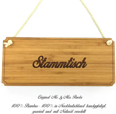 Produktbild von Mr. & Mrs. Panda Firmenschild Stammtisch - Geschenk, Wegweiser, Holz, Landhaus, Shabby, Geschenkidee, Hinweisschild, Graviert, Türschild, Schild