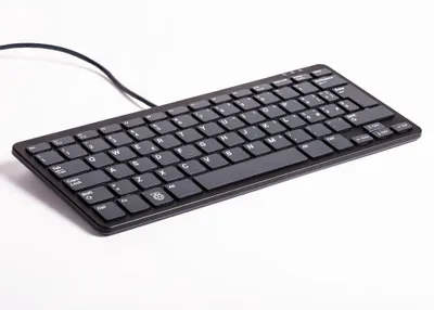 Immagine prodotto di Tastiera ufficiale Raspberry Pi, layout IT, con hub USB a 3 porte, nero/grigio