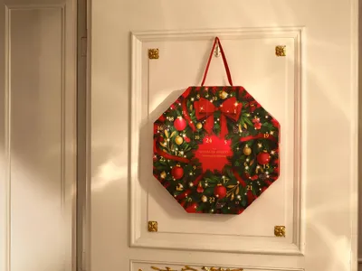 Produktbild von RITUALS Classic 2D Frauen Adventskalender 2025 - 24 n Körperpflegeprodukten, für Damen und Mädchen, Weihnachten Kalender ( Wert 200€ )