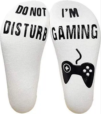 Produktbild von CHPN – Socken – Gaming-Socken – Nicht stören – Lustige Socken – Haussocken – Einheitsgröße – Weiß/Schwarz – Herren – Geschenk – Trendige Socken