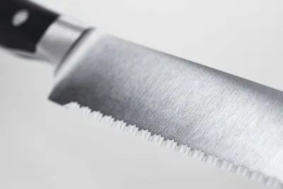 Image de Wüsthof Brotmesser mit Präzisions-Doppelwelle / Bread Knife Precision Double-Serrated Classic Ikon 23 cm 1030331123