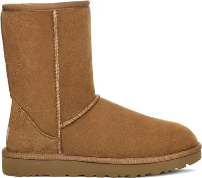 Produktbild von UGG Clasdsic Short II Stiefel Braun