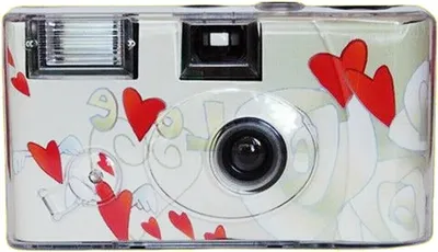 Productafbeelding van Wegwerpcamera Set - Vliegende Harten - Feestelijke Foto's Maken - Met Ingebouwde Flitser - 4 Stuks - Multi