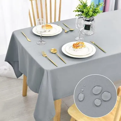 Produktbild von Wasserfester Tischüberwurf in Silbergrau, 130x130cm, für Wohnzimmer, Garten, Party, Hochzeit oder Haushalt.