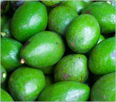 Produktbild von Spritzschutz Herdabdeckplatte Schneidebrett aus Glas Frische Avocado 1-Teilig (60x52cm)
