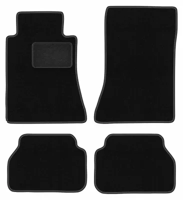 Imagen del producto de Alfombrillas de moqueta para Mercedes W124 1984-1997 (cupé) – juego de 4 piezas, negras, a medida – Wielganizator LUX