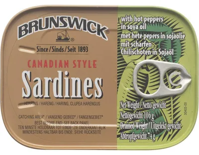 Produktbild von Brunswick Sardinen mit scharfen Peperoni, 106 g – Würzige Sardinenfilets