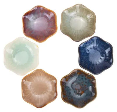 Produktbild von Set mit 6 Keramik-Dipschalen, 10 cm Durchmesser, blumenförmig