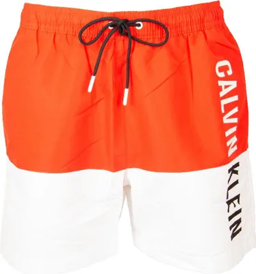 Zdjęcie produktu dla Męskie szorty plażowe marki CK CALVIN KLEIN z elastycznym pasem, nadrukowanym logo i sznurkiem w pasie, numer produktu KM0KM00994, rozmiar M, 100% poliester