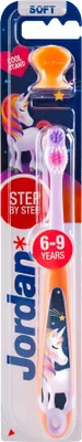 Imagen del producto de Cepillo de dientes infantil Jordan Step 3, para niños de 6 a 9 años, color azul, 1 unidad