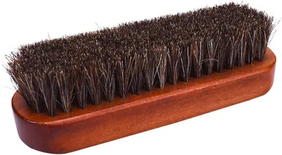 Produktbild von Schuhpolierbürste aus Pferdehaar mit Holzgriff, weiches Reinigungswerkzeug für Naturwildleder und Noppenstiefel