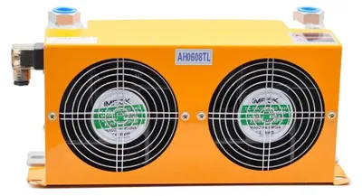 Obrázok produktu pre Chladič hydraulickej kvapaliny - AH0608TL-CA, chladič s dvojitým ventilátorom, prietok 60 l/min, vzduchový výmenník, určený pre CNC stroje, 12V DC