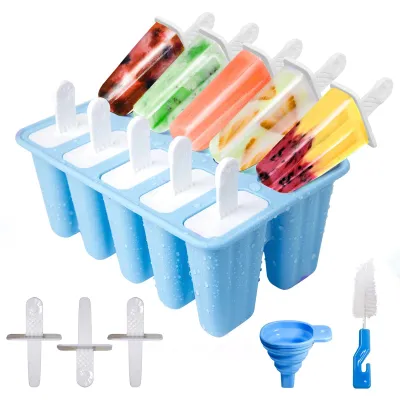 Produktbild von Set mit Antihaft-Eisformen aus flexiblem Material, inklusive Trichter und Reinigungsbürste