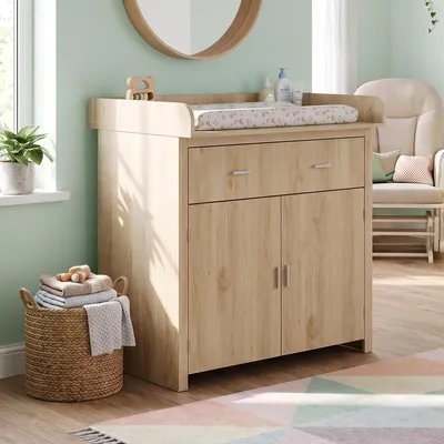 Produktbild von Wickelkommode 'Starler' mit abnehmbarer Wickelauflage Schublade + Schrank 104 x 96 x 77 cm Eicheoptik