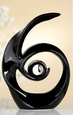 Produktbild von Detailreich gestaltete Skulptur einer Schnecke, hergestellt aus Porzellan