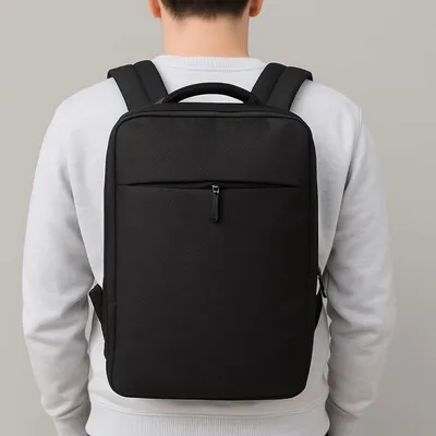 Produktbild von Kompakter Laptop-Rucksack mit USB-Anschluss Alltag, Schule und Business