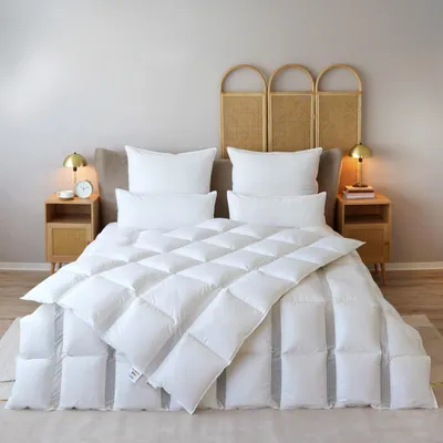 Zdjęcie produktu dla Kołdra letnia z pierza, 135 x 200 cm, wypełnienie: 90% puchu