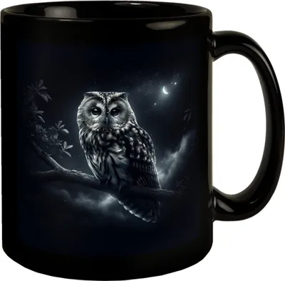 Produktbild von Eule auf einem Ast Tasse schwarz in Schwarz