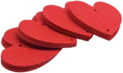 Produktbild von Go Go Gadget - Herzgirlande - Dekoration - Rote Herzen - Valentinstag - Verlobung - Hochzeit - Hochzeitstag - Filz - Rot