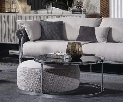 Produktbild von Silberner Metall Couchtisch modern elegant zeitlos