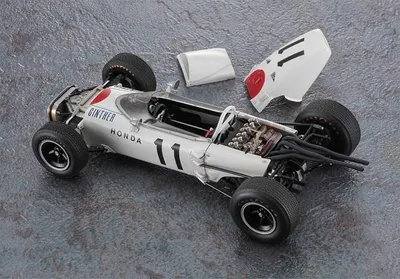 Produktbild von Hasegawa 1:24 Plastikmodellbausatz des Honda Formel 1 Rennwagens RA272