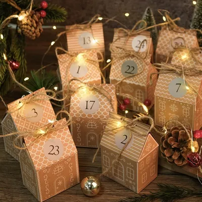 Productafbeelding van Adventskalender vullen: 24 bruine peperkoekhuisjes, papieren huisjes