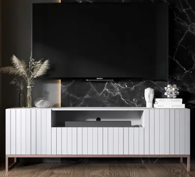 Zdjęcie produktu dla Szafka RTV Glamour Nowoczesna Komoda RTV Glamour Biały Mat 150 cm Metalowa Rama
