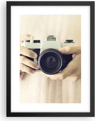 Produktbild von Gerahmtes Poster - Schwarzer Rahmen - Die Kamera Retro Fotografie - 30x40 cm - Wand Bild - Wanddeko - Wandbilder - Kunstposter - Wandposter - Bilderrahmen - Bilder - Kunstdruck - P2BPA30x40-4930