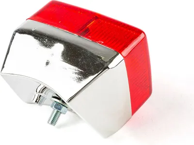 Image de Feu arrière STR8 Chrome Rouge Stop