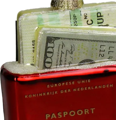 Image de Décoration de sapin de Noël en verre, 11,5 cm : passeport avec des billets de banque, figurine rouge