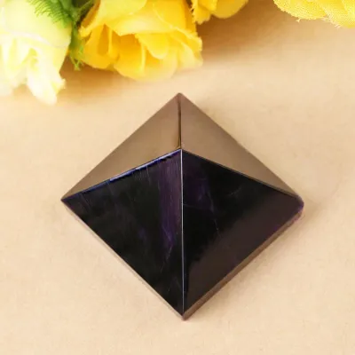 Produktbild von Natürliche violette Kristallfluorit-Amethyst-Pyramidenfiguren Wohnaccessoires Einrichtungsgegenstände