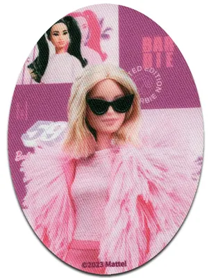 Produktbild von Comercial Mercera Barbie © mit Federjacke - Aufnäher, Bügelbild, Aufbügler, Applikationen, Patches, Flicken, zum aufbügeln, Größe: 11 x 8 cm