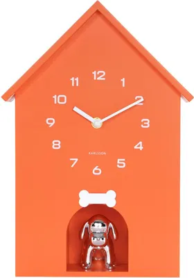 Produktbild von Karlsson - Wanduhr Dog House - Orange - 24.9x9x27cm
