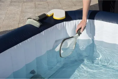 Produktbild von Lay-Z-Spa 3-częściowy zestaw czyszczący do wanny z hydromasażem 58421