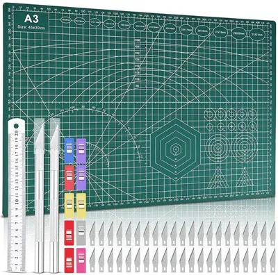 Image de Tapis de découpe et set de scalpels - Convient pour le bricolage - 2 scalpels - Format A3