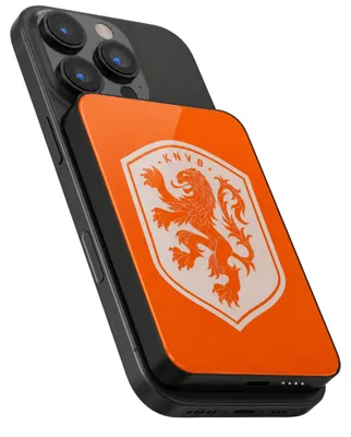 Productafbeelding van Selencia MagSafe Powerbank 5.000 mAh - Draadloze Powerbank - Geschikt voor MagSafe en Qi - Black / Oranje Leeuw