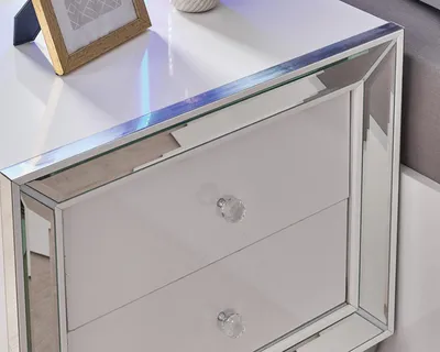 Obrázek produktu pro Moderní bílý noční stolek nábytek Noční stolek do ložnice