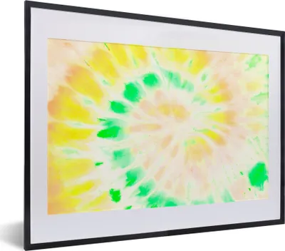 Produktbild von MuchoWow® Gerahmtes Poster Krawattenfärbung - Gelb - Grün 40x30 cm - Poster mit Schwarzem Bilderrahmen Wandposter Rahmen Foto Bilder - Bilderrahmen - Poster im Rahmen