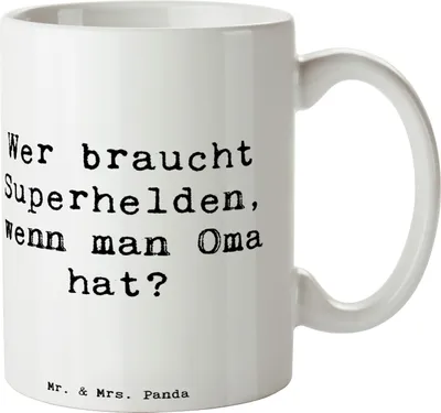 Produktbild von Mr. & Mrs. Panda Tasse Spruch Oma Heldin - Weiß - Geschenk, Geburtstag, Freude, Kaffeetasse, Henkelpott, Omi, Becher, Geborgenheit, einzigartige Designs, Kaffeebecher