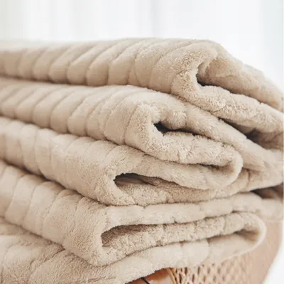 Produktbild von Thermovorhang Verdunkelung Vorhang Kälteschutz Dick Plüsch Gesteppter Thermo Vorhänge Gardinen Raumteiler, 1 Stück, B200xH260cm, Beige