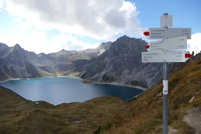 Produktbild von hansepuzzle 20187 - Lünersee Puzzle, 2000 Teile, Natur, 90,0 x 60,0cm mit hochwertiger Aufbewahrung, Kartonbox und wiederverschließbarem Beutel