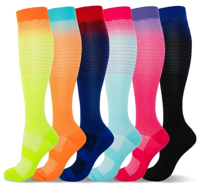 Imagen del producto de Calcetines de compresión uni, antideslizantes, 6 pares, de longitud larga, para deportes y uso diario