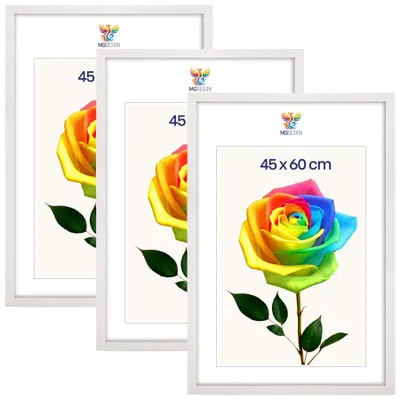 Produktbild von MG Design 3er Set Bilderrahmen 45 x 60 cm - Posterrahmen mit Weiß Echtholzrahmen und bruchsicherem Acrylglas, Hoch & Quer mit stabiler Wandaufhängung